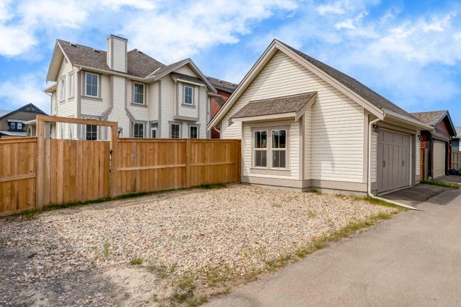 1250 Coopers Drive Sw, Home with 3 bedrooms, 2 bathrooms and 3 parking in Airdrie AB | Image 25