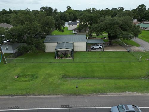 4155 N Twin City Highway, Nederland, TX, 77627-0000 | Card Image