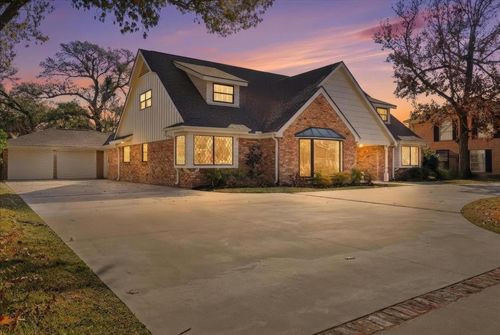 1540 Infinity Ln, Beaumont, TX, 77706-3416 | Card Image
