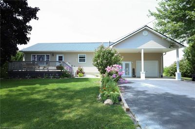 1243 Norfolk County Road 28, House other with 3 bedrooms, 1 bathrooms and 8 parking in Langton ON | Image 3