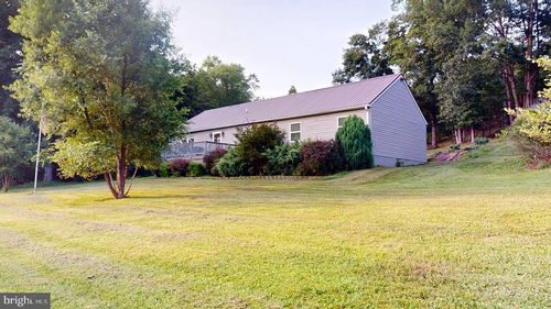 8407 Frankfort Hwy, FORT ASHBY, WV, 26719-9257 | Card Image