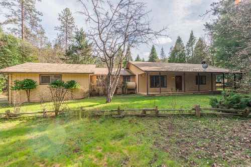 376 Mountain View Dr, Lewiston, CA, 96052 | Card Image