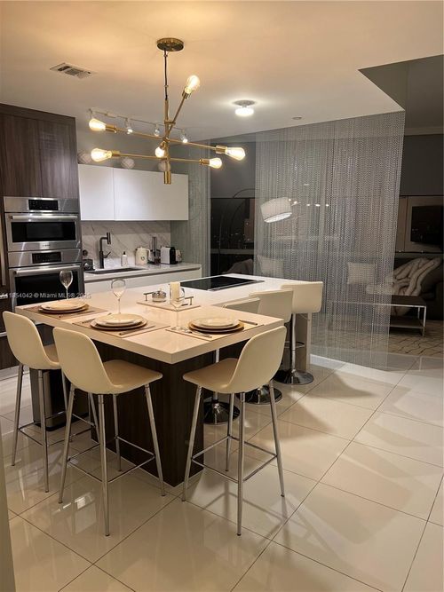 unit-3710-851 Ne 1st Ave, Miami, FL, 33132-1855 | Card Image