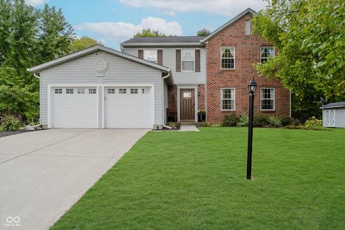 18906 Fairfield Blvd, Noblesville, IN, 46060-1558 | Card Image