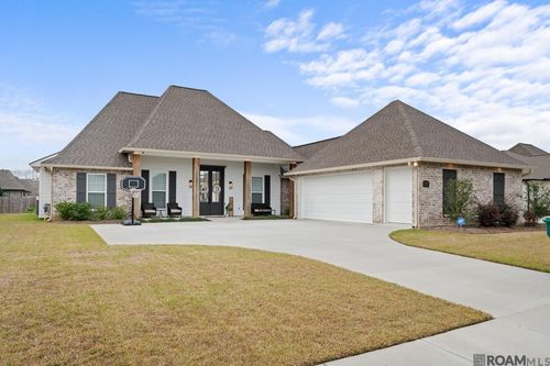 7280 Lillie Dr, Denham Springs, LA, 70706-1987 | Card Image