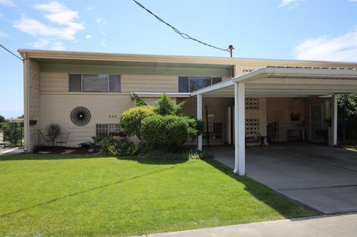 200-200 N Underwood St, Kennewick, WA, 99336-0000 | Card Image