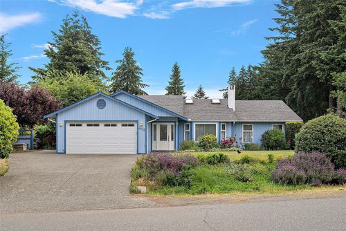 2428 Marlene Dr, Colwood, BC, V9B4L4 | Card Image