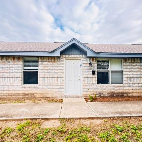 2-707 N Keralum Ave, Mission, TX, 78572-5673 | Card Image