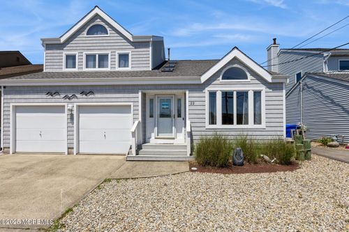 22 Longpoint Dr, Brick, NJ, 08723-7541 | Card Image
