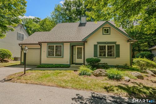 4-4 Bittersweet Ln, Niantic, CT, 06357-1400 | Card Image
