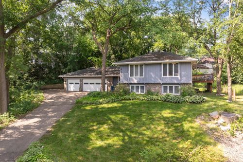 417 Brandywine Dr, Burnsville, MN, 55337-4023 | Card Image