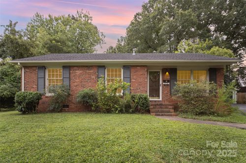 7113 Rockcliff Ct, Charlotte, NC, 28210-6001 | Card Image
