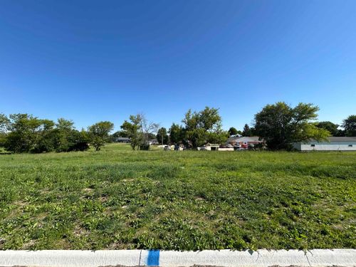 106 Maverick Lane, Riceville, IA, 50466 | Card Image