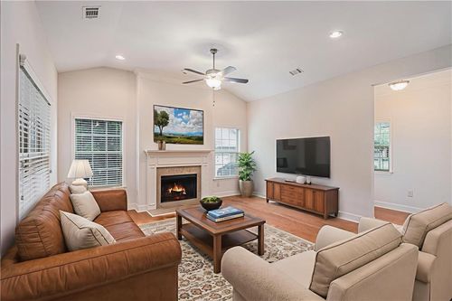 15-159 Kendrick Farm Ln, Marietta, GA, 30066-8614 | Card Image