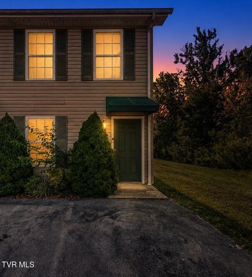 apt-10-568 Gray Station Road, Gray, TN, 37615 | Card Image