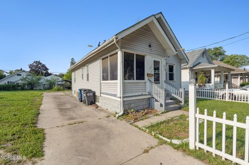 1763 Georgia Ave, Toledo, OH, 43613-5213 | Card Image