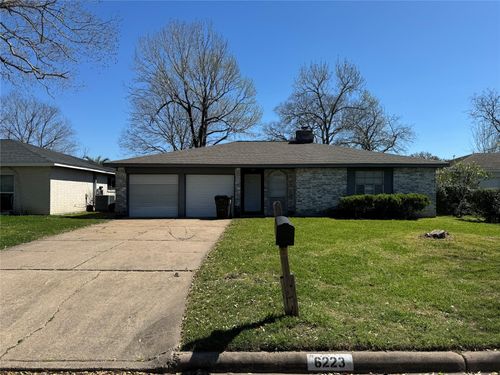6223 Weststar Ln, Houston, TX, 77072-1037 | Card Image