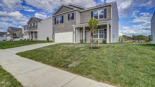 172 Tanasqui Dr, Johnson City, TN, 37604-3006 | Card Image