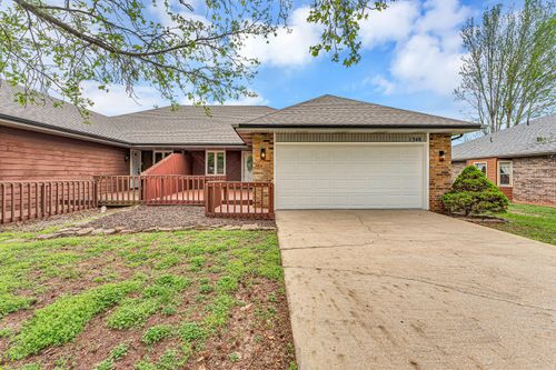 1348 E Arlington St, Springfield, MO, 65803-3768 | Card Image