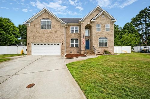 237 Castleberry Dr, Chesapeake, VA, 23322-3525 | Card Image