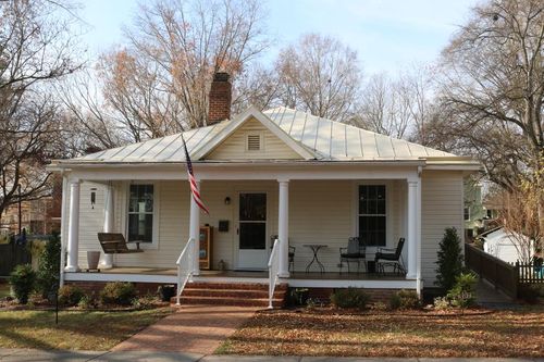 307 First Ave, Farmville, VA, 23901-1901 | Card Image