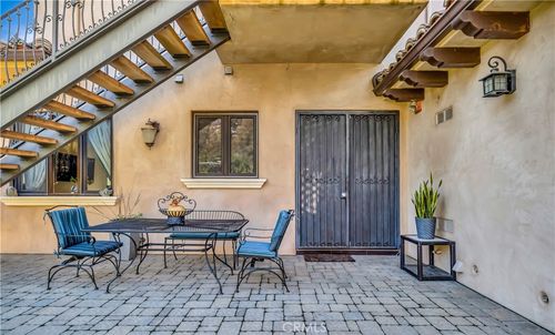 46-44 Hackamore Ln, Bell Canyon, CA, 91307-1017 | Card Image