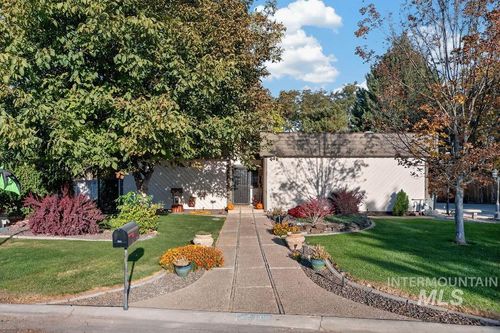 1810 Primrose Dr, Nampa, ID, 83686-8588 | Card Image