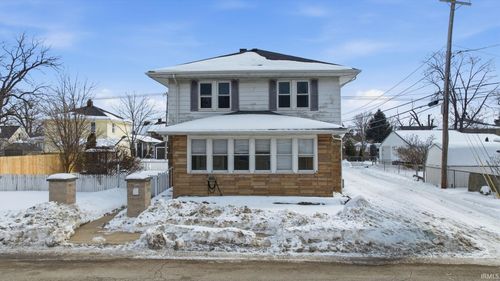 1016 Division St, Mishawaka, IN, 46545-6504 | Card Image