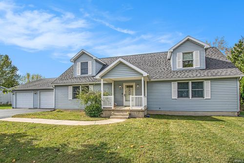 4363 N 700 E, Leesburg, IN, 46538-8847 | Card Image