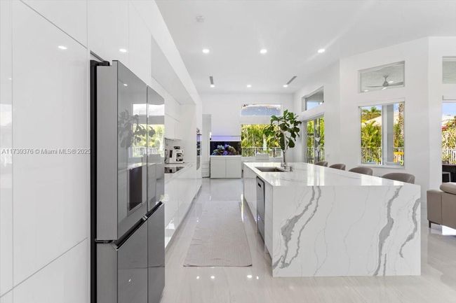 3847 Crestwood Cir, House other with 4 bedrooms, 4 bathrooms and null parking in Weston FL | Image 13
