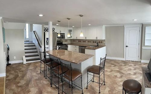 173 Secatogue Ln W, West Islip, NY, 11795-4746 | Card Image