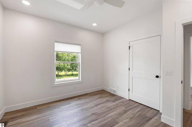 202 W Carpenter St, House other with 3 bedrooms, 2 bathrooms and null parking in Charlevoix MI | Image 15