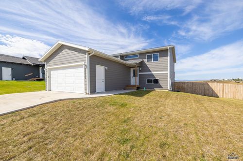 1111 Chet St, Rapid City, SD, 57703-2115 | Card Image