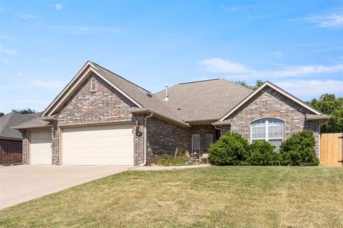 3013 S Eagle Summit Dr, Stillwater, OK, 74074-2398 | Card Image