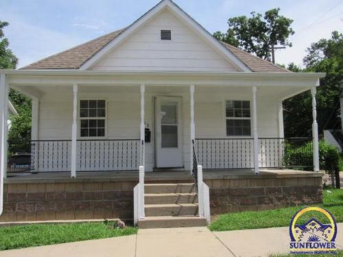 612 Sw 5th St, Topeka, KS, 66603-3121 | Card Image
