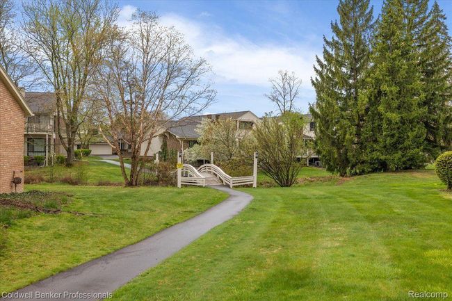 14 - 7020 Bridge Way, Condo with 3 bedrooms, 3 bathrooms and null parking in West Bloomfield MI | Image 7