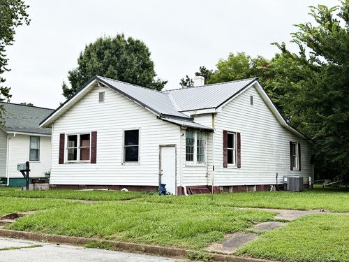 213 E 9th St Street, Metropolis, IL, 62960 | Card Image
