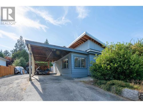 5459 Derby Rd, Sechelt, BC, V7Z0M1 | Card Image