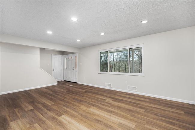 381 Wilson Rd, House other with 4 bedrooms, 4 bathrooms and 2 parking in Clinton PA | Image 4