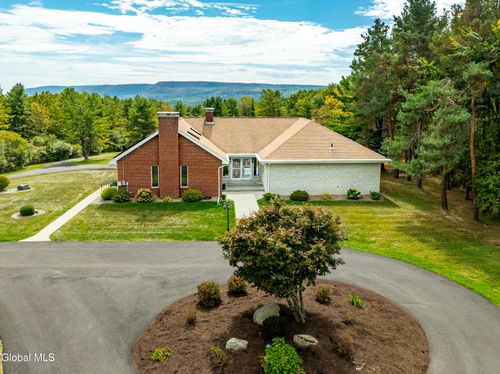 364 Settles Hill Rd, Altamont, NY, 12009-5707 | Card Image