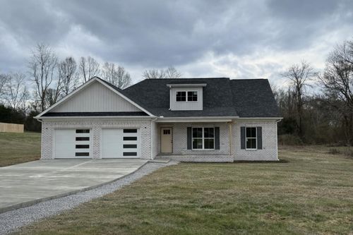 95 Malibu Ln, Killen, AL, 35645-7559 | Card Image