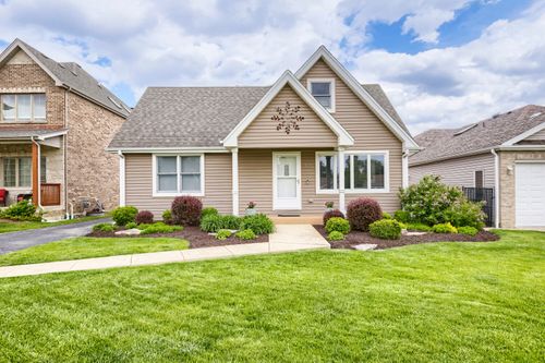 513 N Howard Avenue, Elmhurst, IL, 60126 | Card Image
