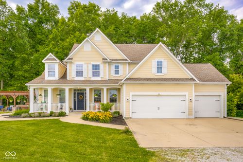 9598 W 300 S, Columbus, IN, 47201-4977 | Card Image