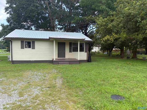 902 Aldhouse Ave, Bridgeport, AL, 35740-6238 | Card Image