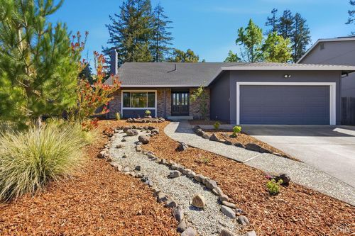 344 Westridge Pl, Petaluma, CA, 94952-4756 | Card Image