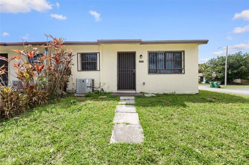 0-28145 Sw 142nd Ct, Homestead, FL, 33033-1715 | Card Image