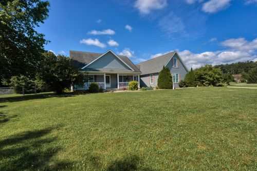 3860 Gateway, Niles, MI, 49120-8660 | Card Image
