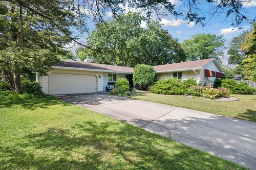 5704 Wycliffe Rd, Edina, MN, 55436-2265 | Card Image