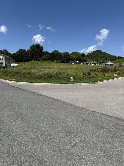 Lot 1 Gabrielle Way, Onalaska, WI, 54650 | Card Image