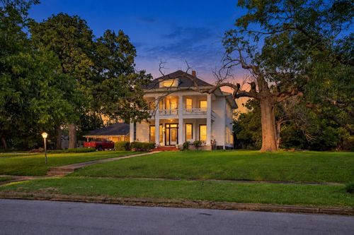 1114 S Houston Ave, Denison, TX, 75021-6607 | Card Image